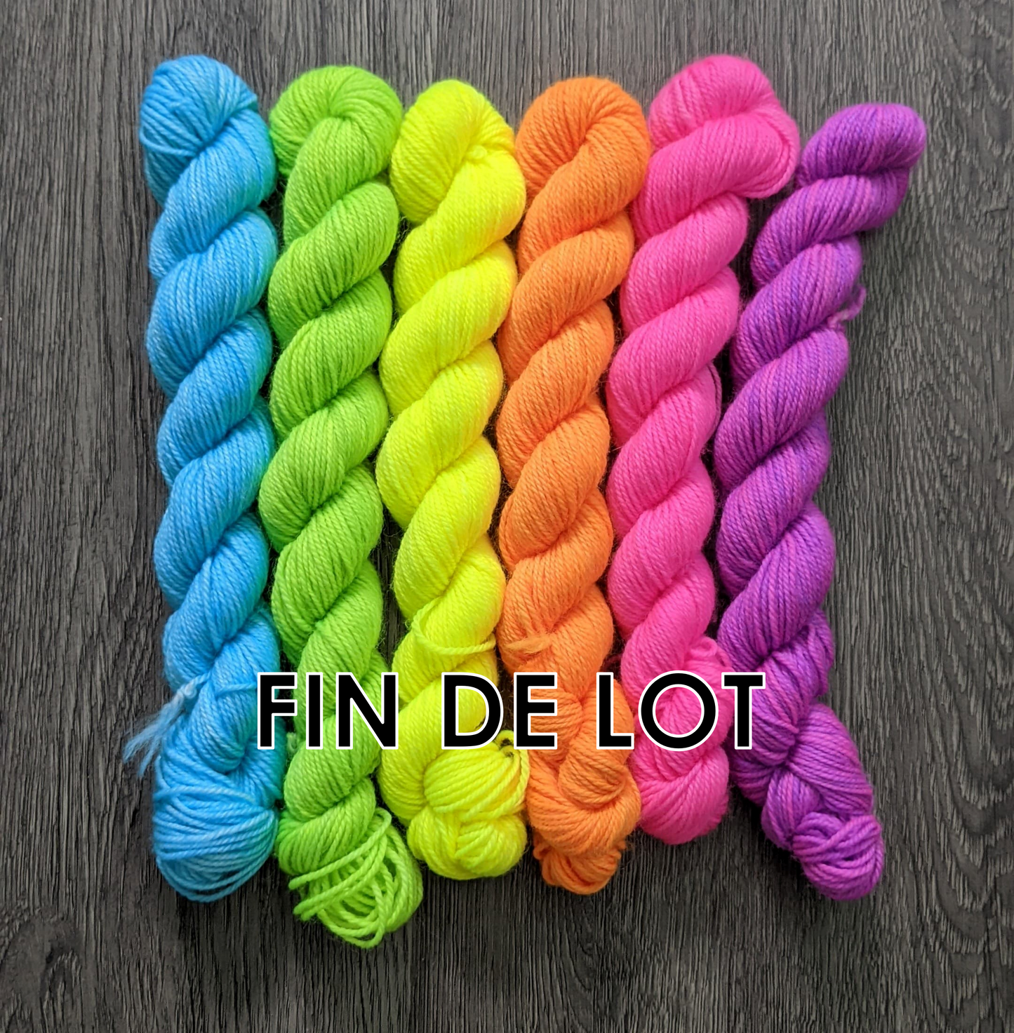 KIT ARC-EN-CIEL NÉON #2 | BOITE À RABAIS